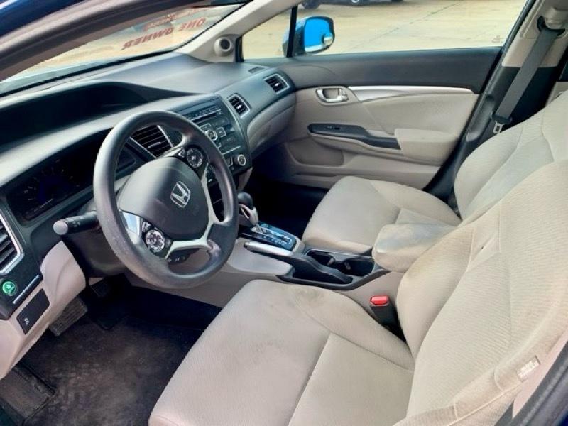 Honda Civic EX Sedan 5-Speed AT 2013