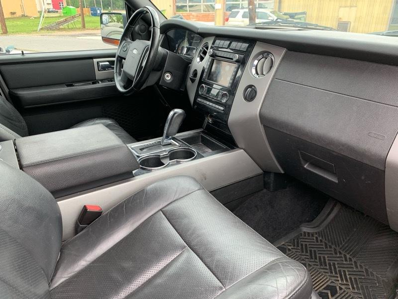 Ford Expedition Limited 2WD 2012