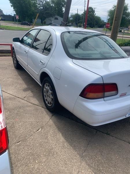 Nissan Maxima GXE 1997