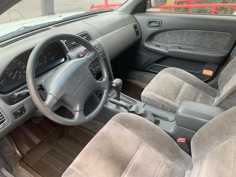 Nissan Maxima GXE 1997