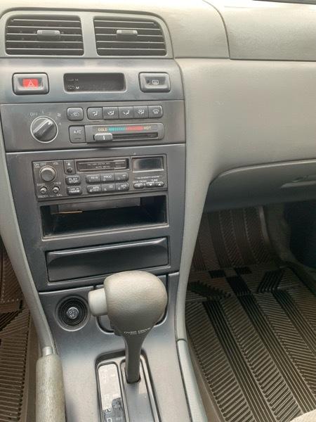 Nissan Maxima GXE 1997