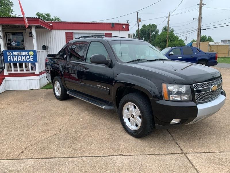 Chevrolet Avalanche LT 4WD 2013