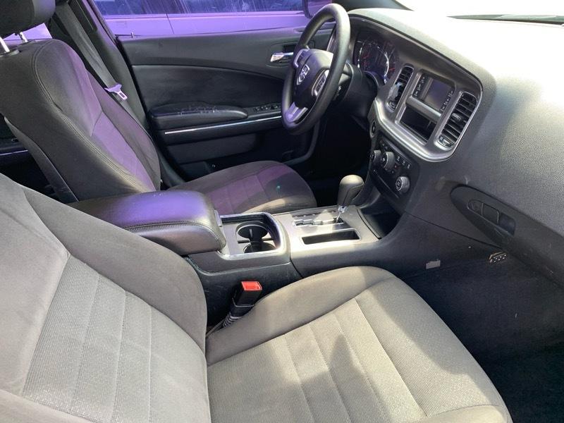 Dodge Charger SE 2013