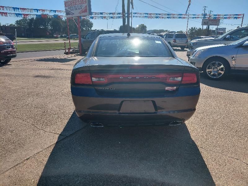Dodge Charger SE 2013