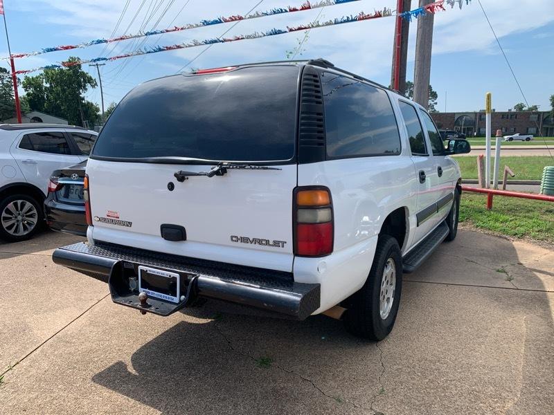 Chevrolet Suburban 1500 2WD 2004