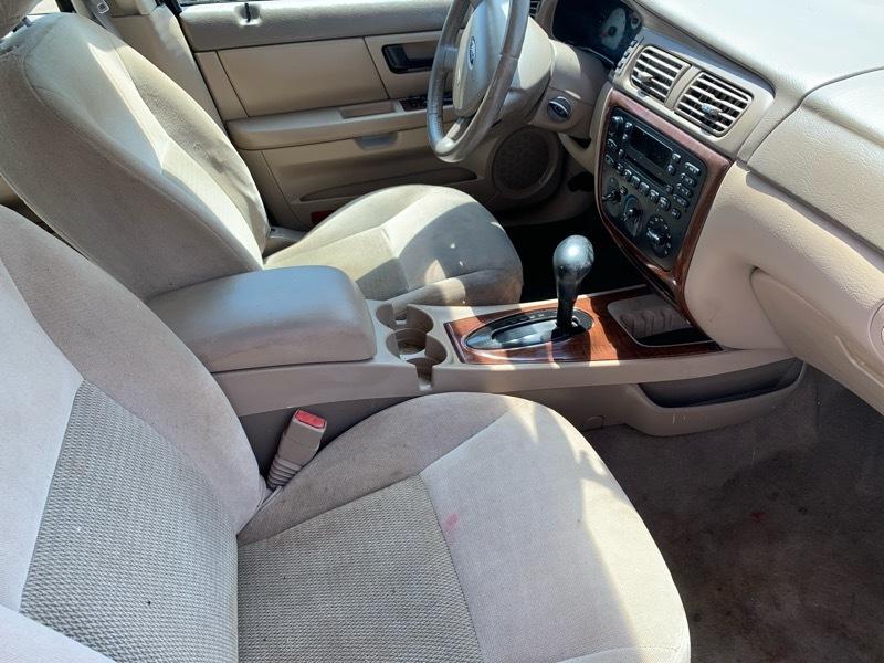 Ford Taurus SEL 2006