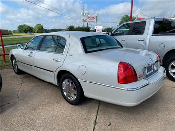 2004 Lincoln Town Car Ultimate L