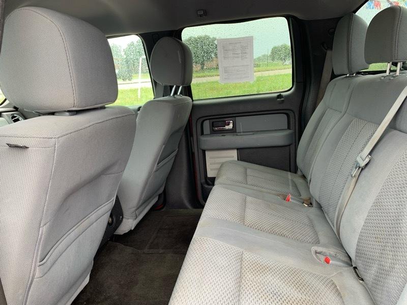 Ford F-150 XL SuperCrew 5.5-ft. Bed 2WD 2012