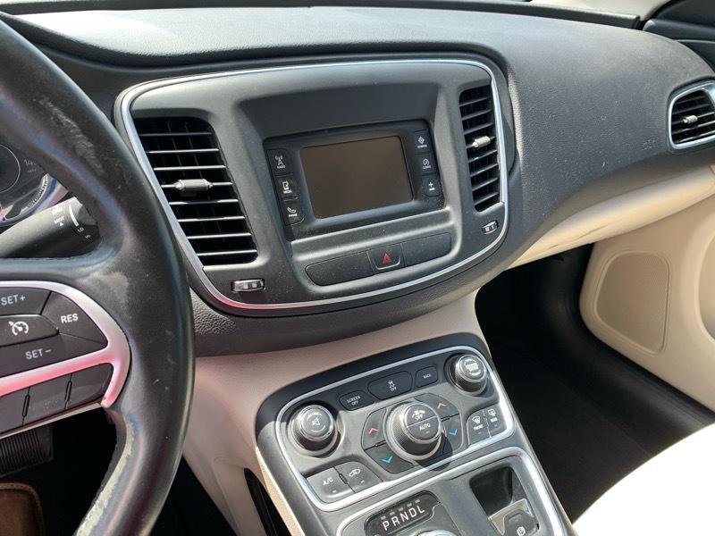 Chrysler 200 Limited 2015