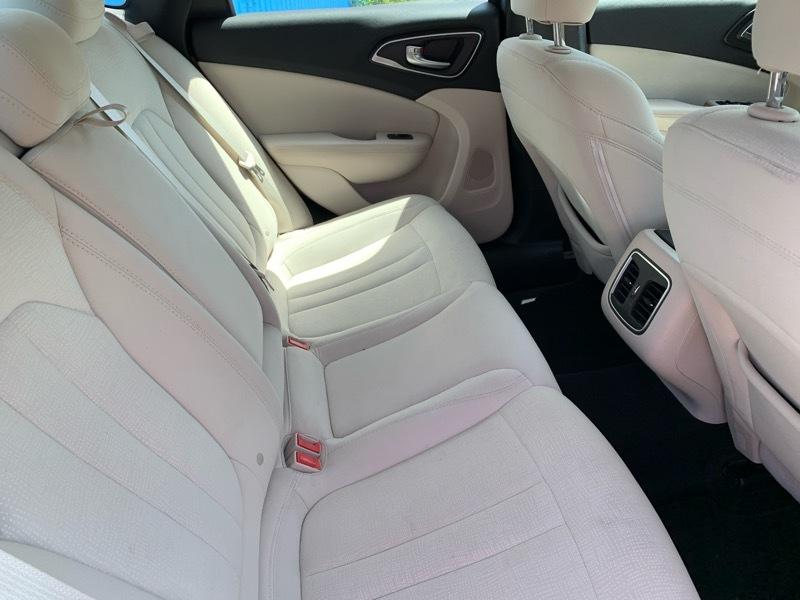 Chrysler 200 Limited 2015