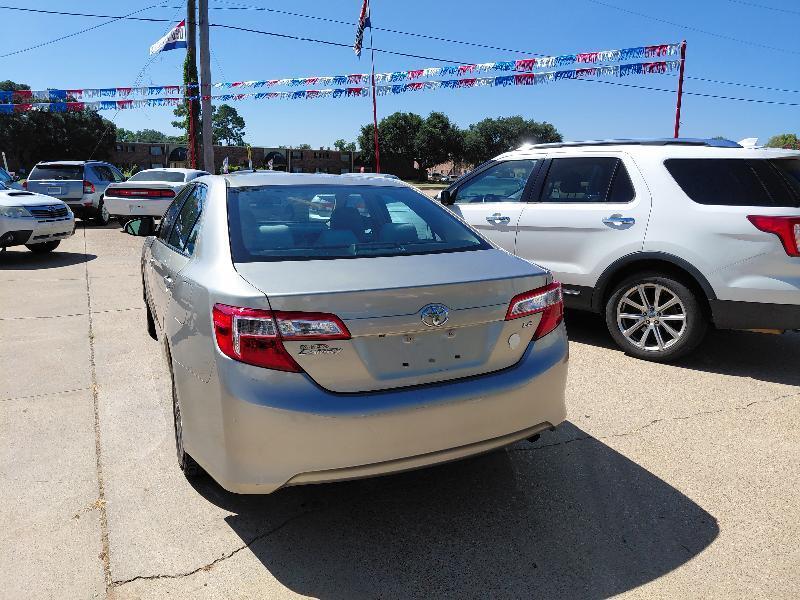 Toyota Camry L 2014