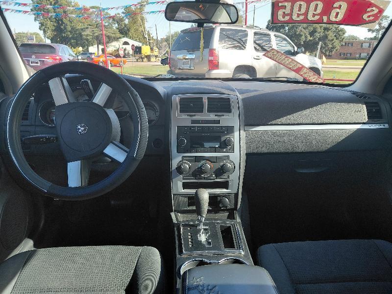 Dodge Charger Base 2010