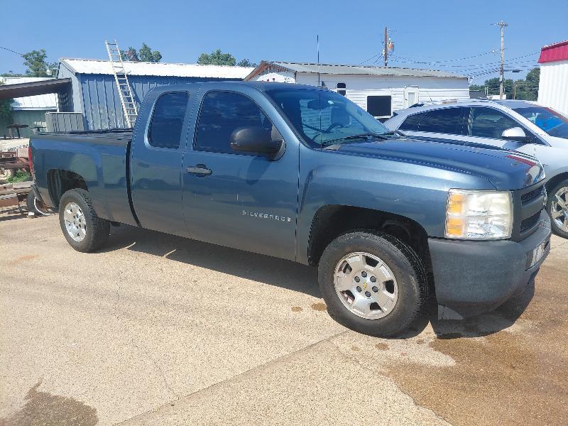 Chevrolet Silverado 1500 Work Truck Ext. Cab Long Box 2WD 2009