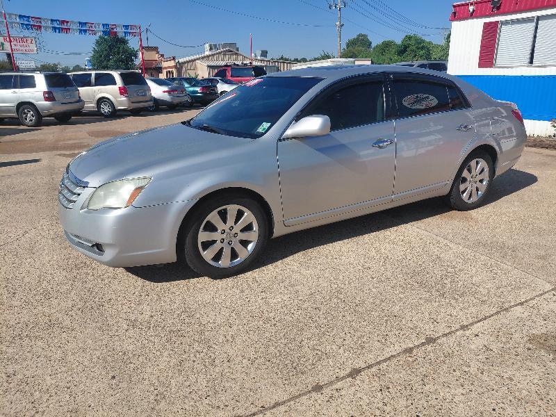 Toyota Avalon XL 2006