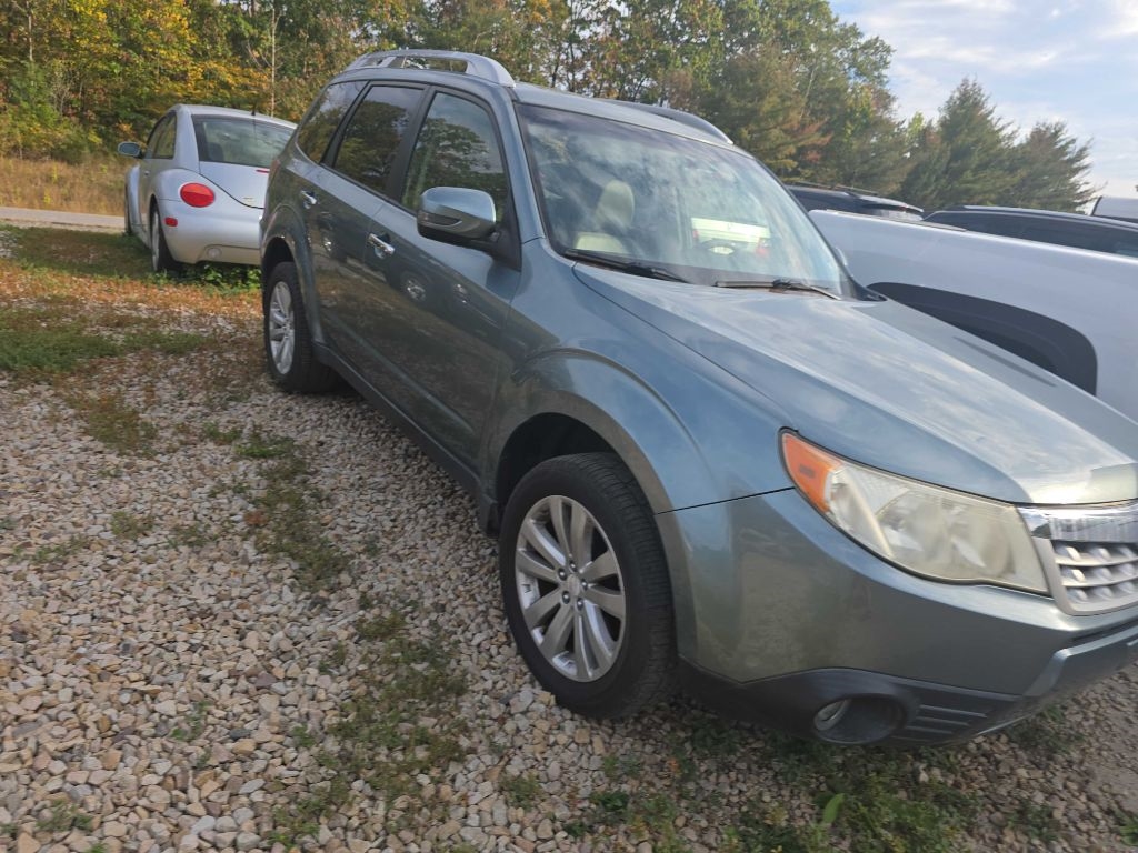 Subaru Forester 2.5X Limited 2011 Subaru Forester 2.5X Limited 2011