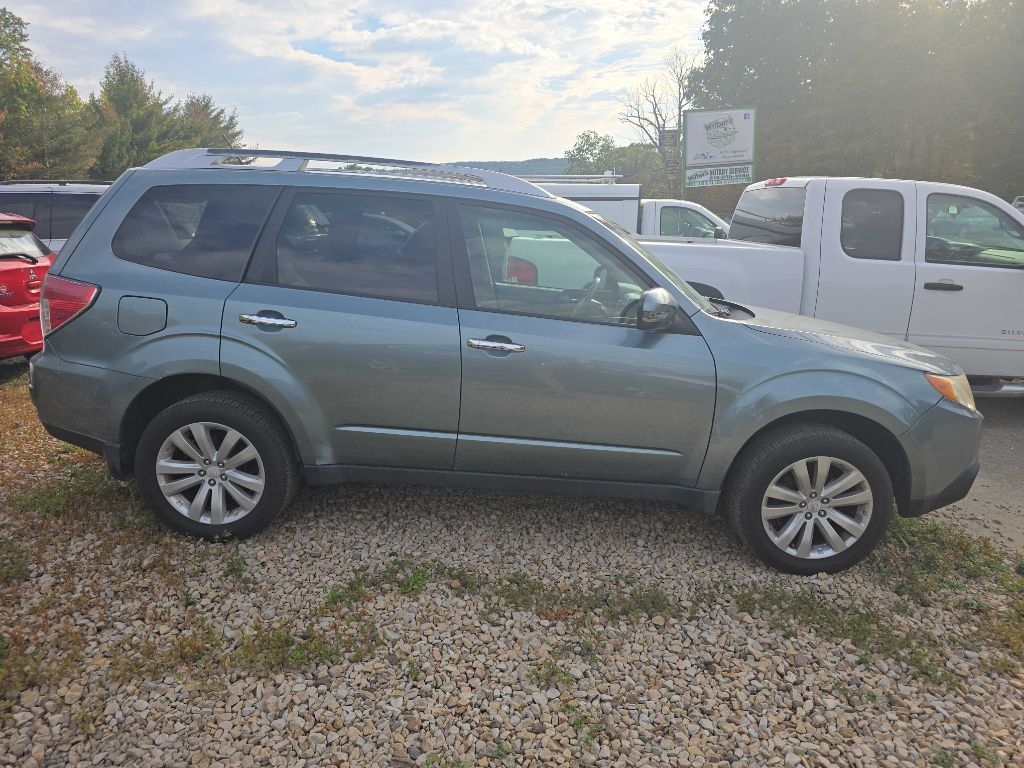 Subaru Forester 2.5X Limited 2011 Subaru Forester 2.5X Limited 2011