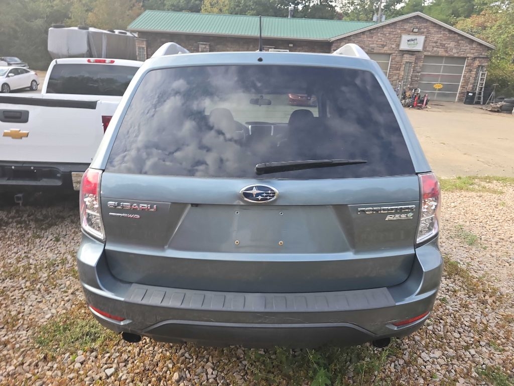 Subaru Forester 2.5X Limited 2011 Subaru Forester 2.5X Limited 2011