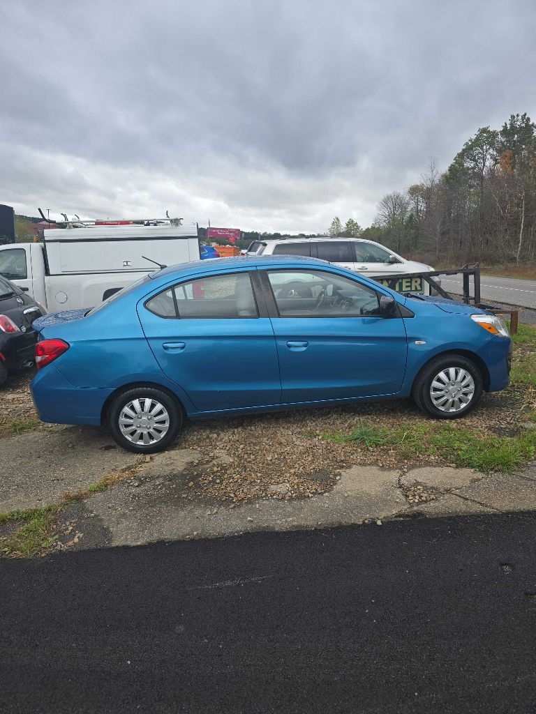 Mitsubishi Mirage G4 ES CVT 2017 Mitsubishi Mirage G4 ES CVT 2017