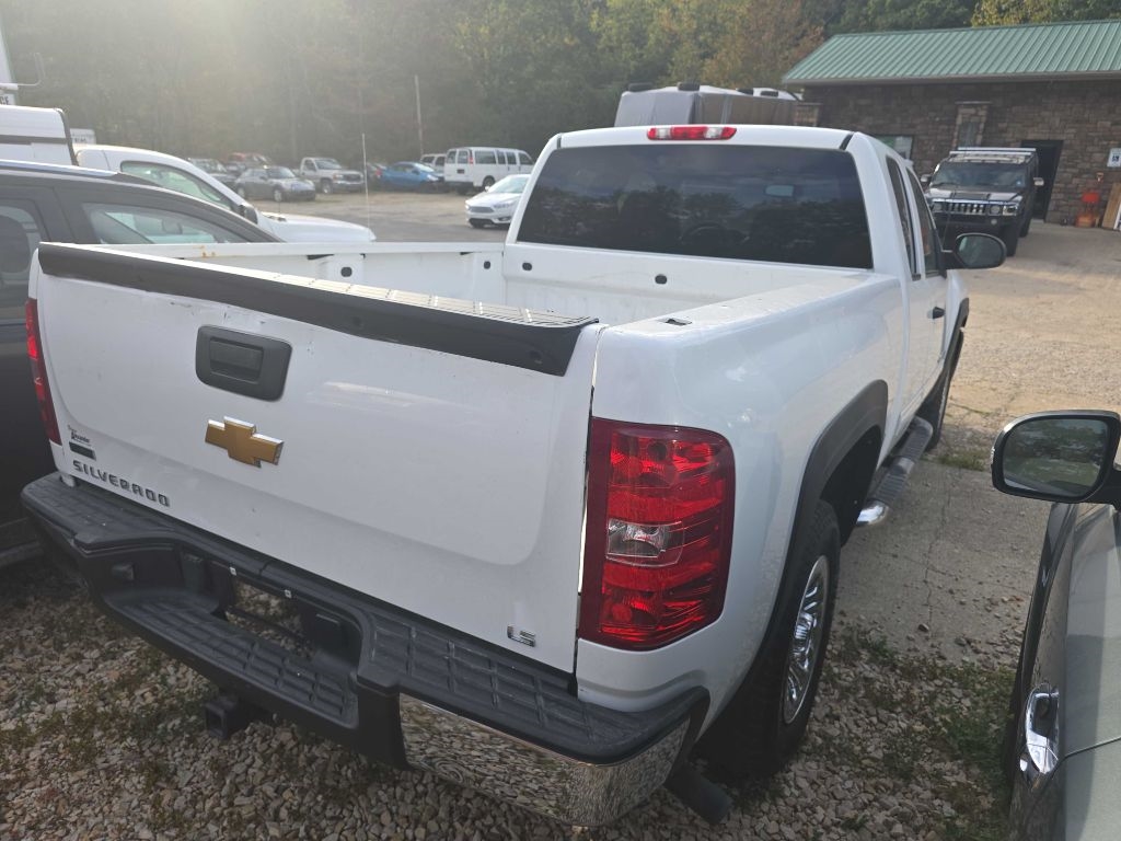 Chevrolet Silverado 1500 LS Extended Cab 4WD 2012 Chevrolet Silverado 1500 LS Extended Cab 4WD 2012