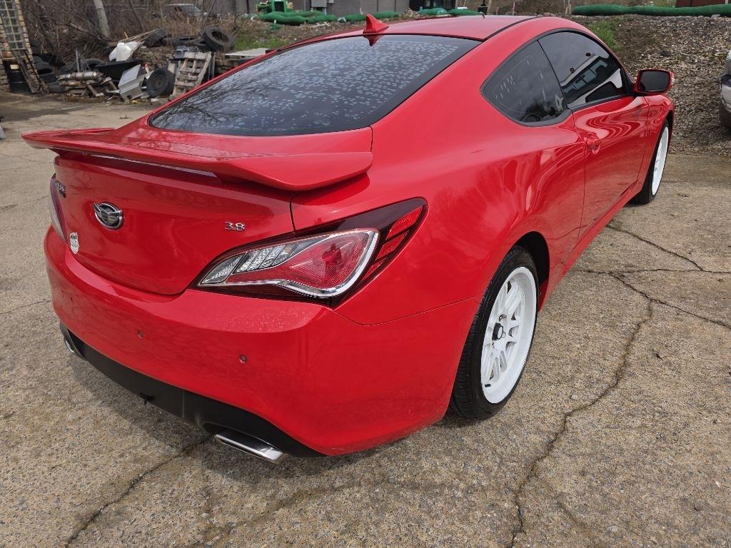 Hyundai Genesis Coupe 3.8 Auto 2010