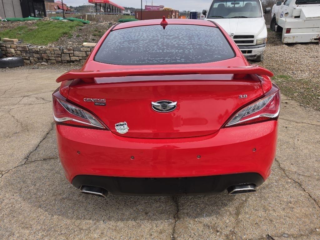 Hyundai Genesis Coupe 3.8 Auto 2010