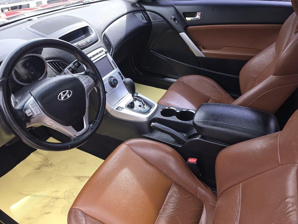 Hyundai Genesis Coupe 3.8 Auto 2010