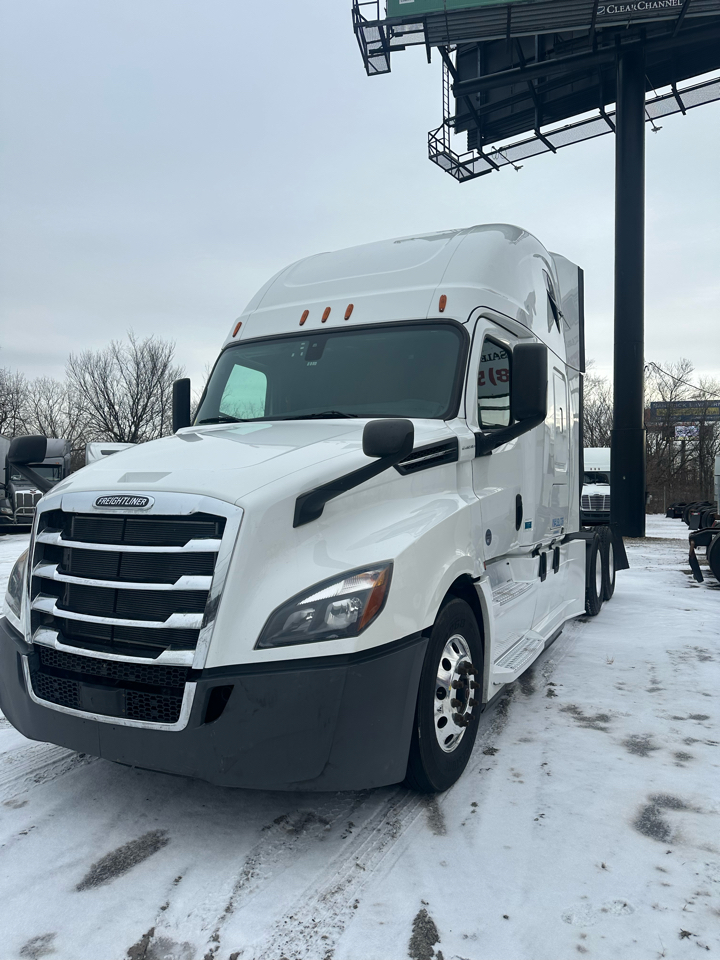 Freightliner New Cascadia 126  2020