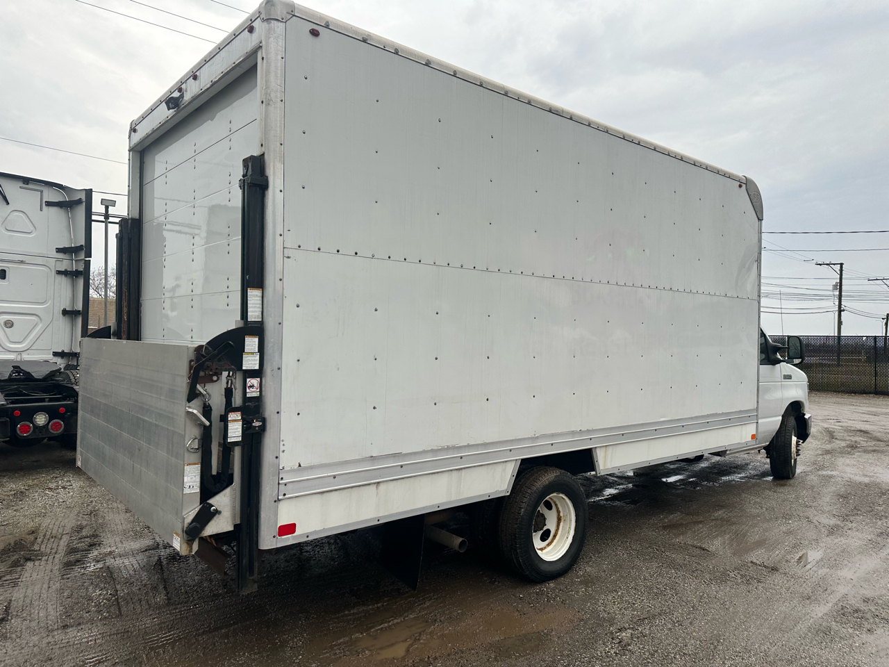 Ford Econoline E450 2016