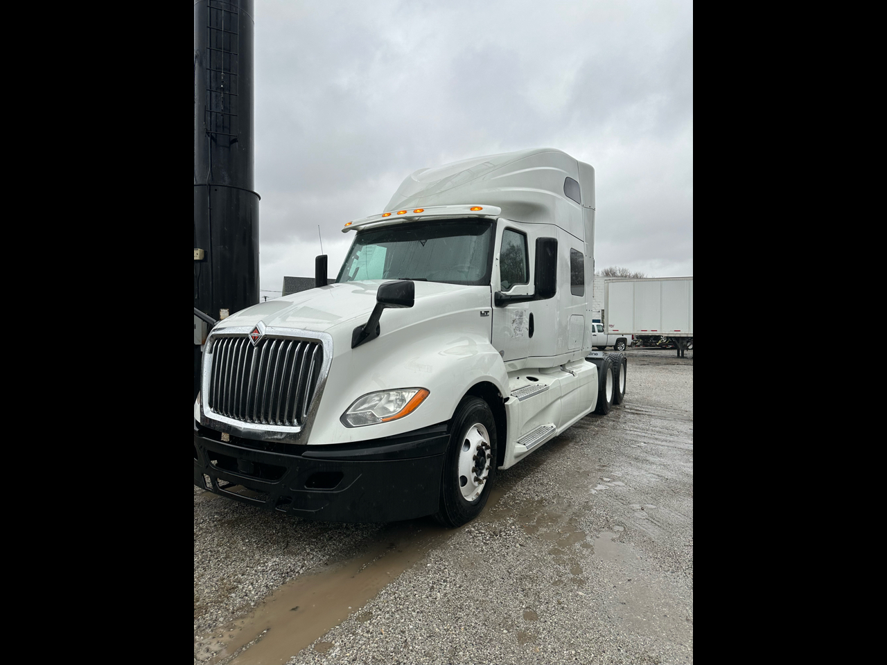 International LT62F  2018