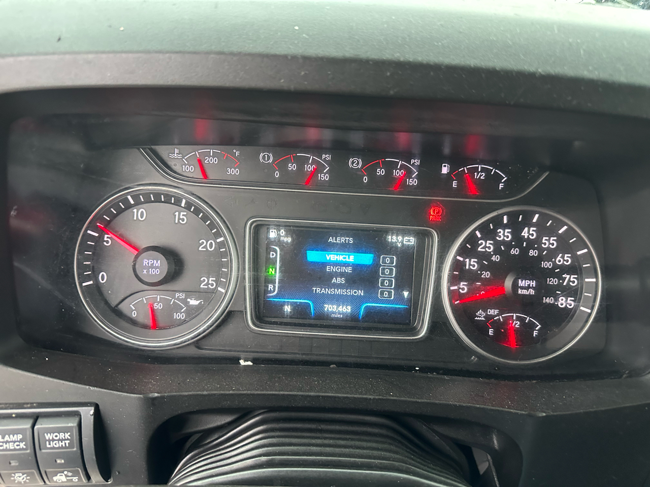 International LT62F  2018