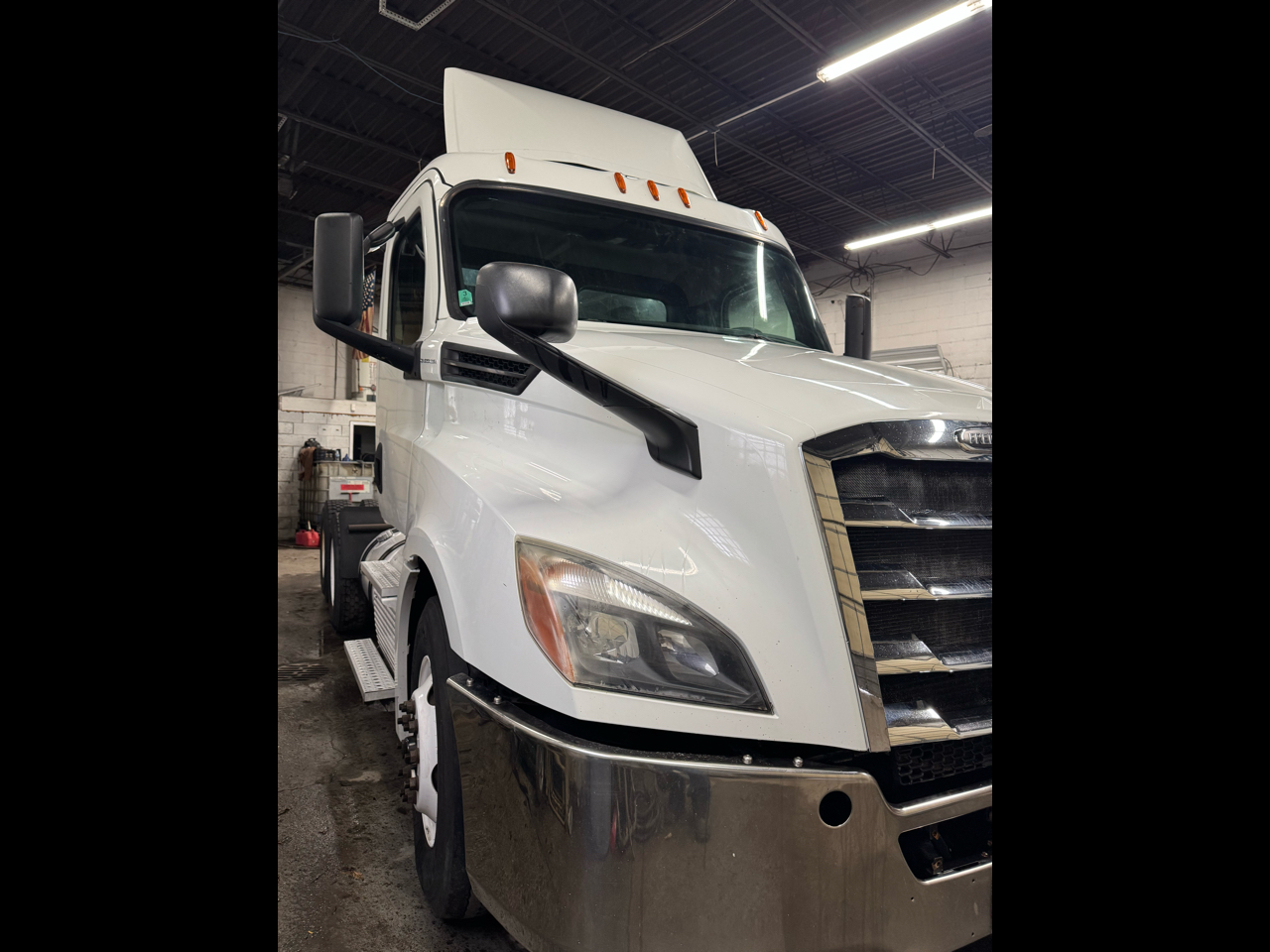 Freightliner New Cascadia 126  2019