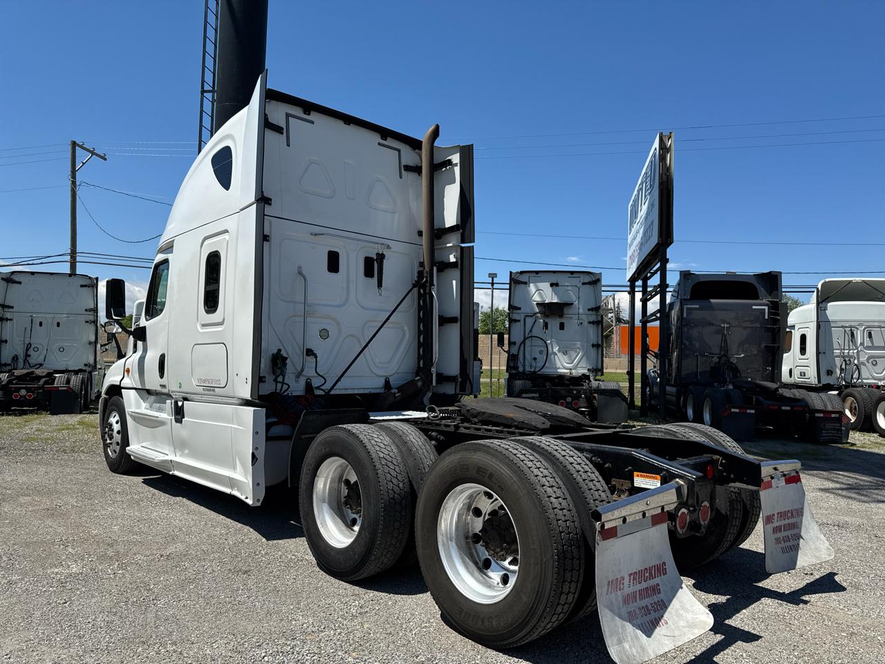 Freightliner Cascadia 125  2015