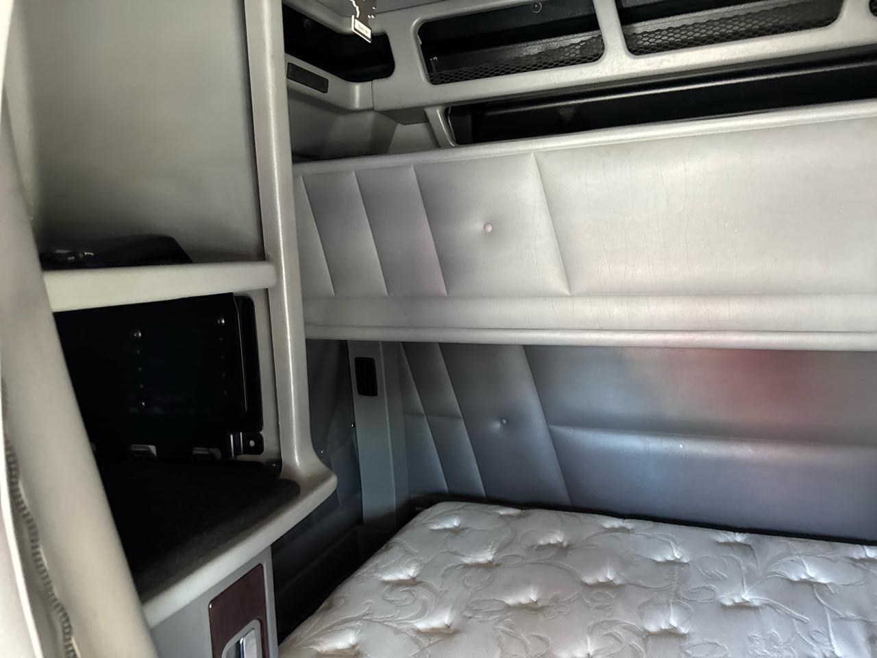 Peterbilt 386  2015
