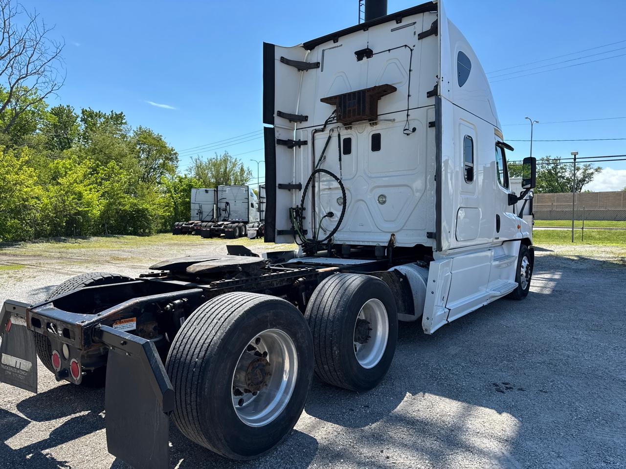 Freightliner Cascadia 125  2015