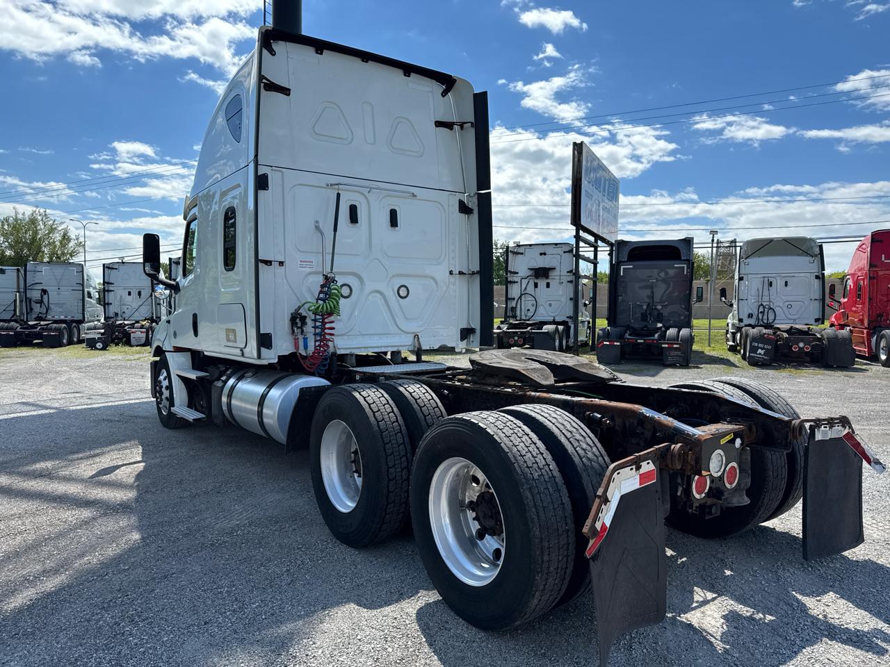 Freightliner Cascadia  2020