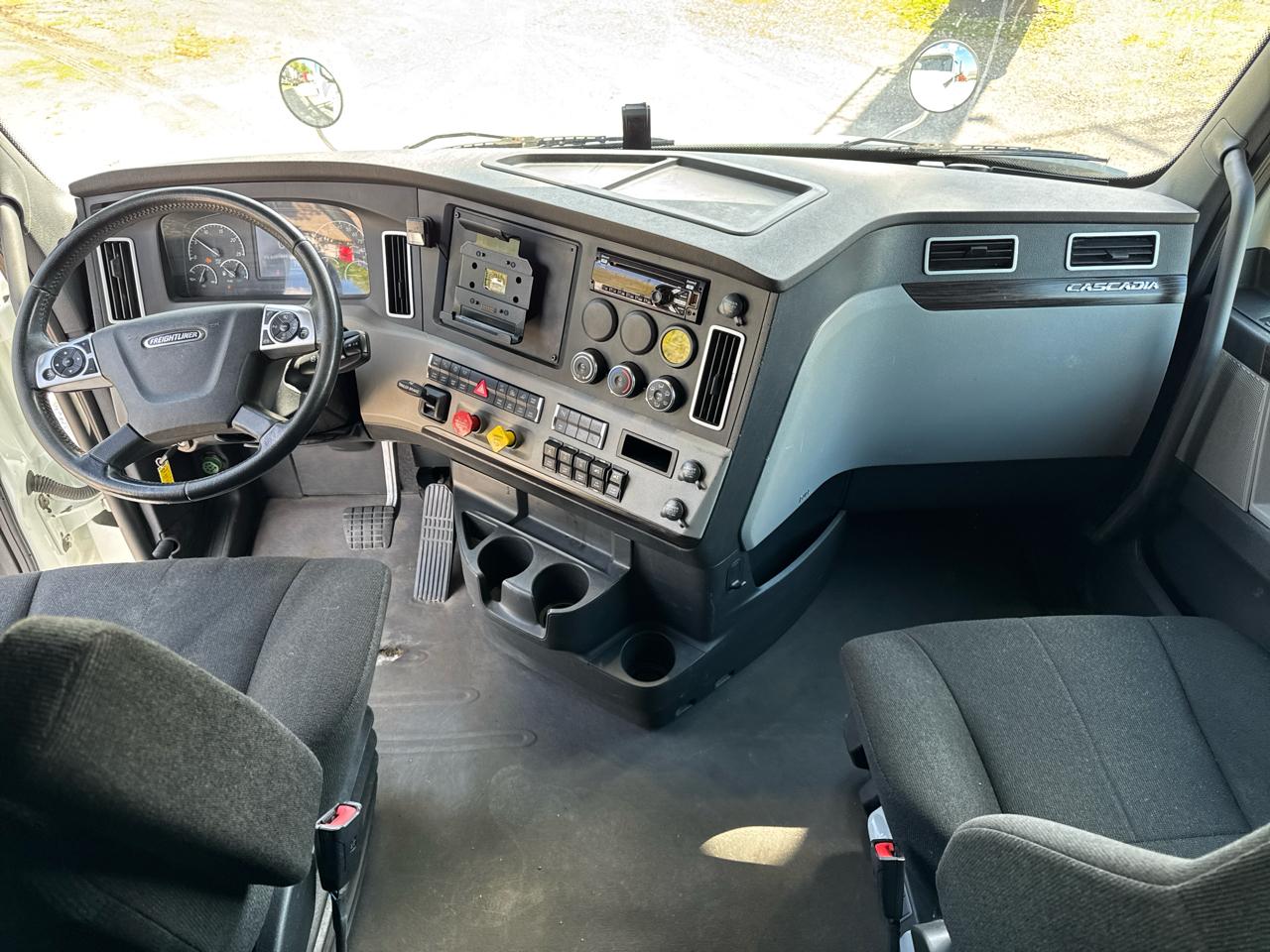 Freightliner Cascadia  2020