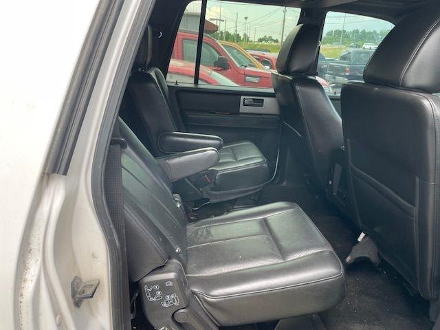 Ford Expedition  2010