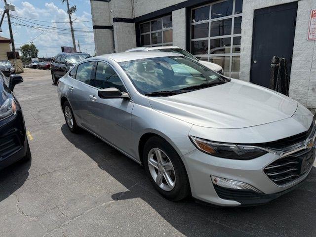Chevrolet Malibu  2020