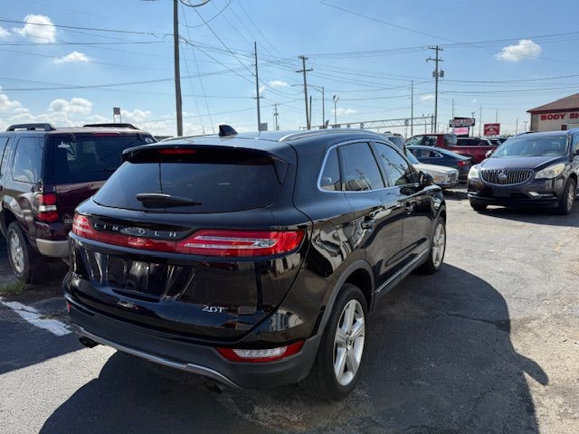 Lincoln MKC  2017