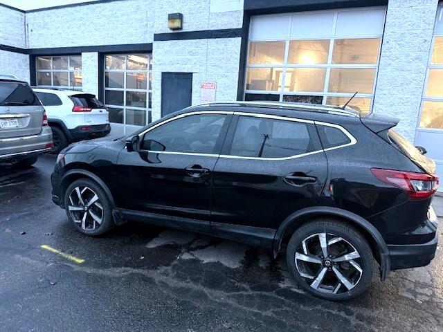 Nissan Rogue Sport  2021