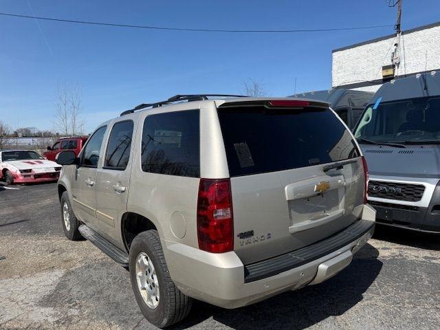 Chevrolet Tahoe  2013