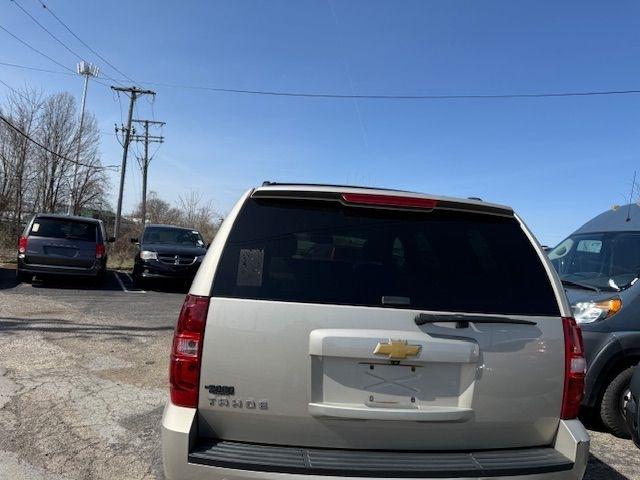 Chevrolet Tahoe  2013