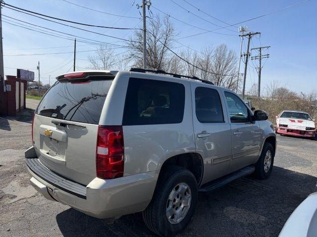 Chevrolet Tahoe  2013