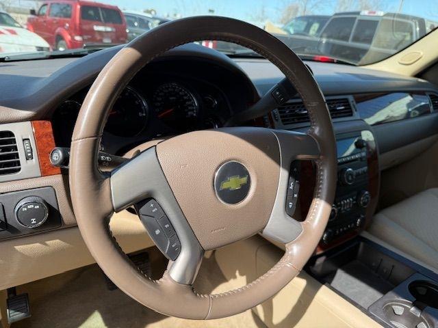 Chevrolet Tahoe  2013