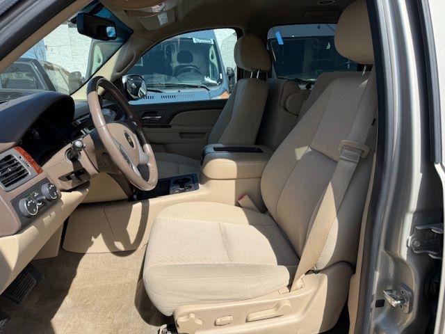 Chevrolet Tahoe  2013