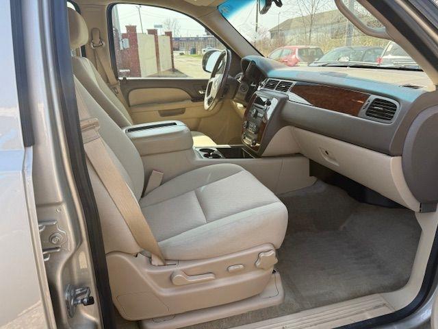 Chevrolet Tahoe  2013