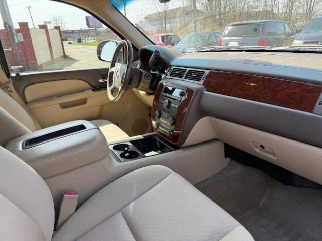 Chevrolet Tahoe  2013