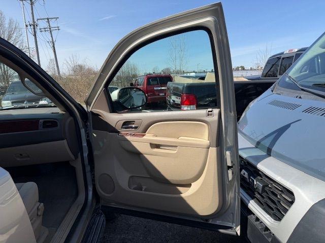 Chevrolet Tahoe  2013