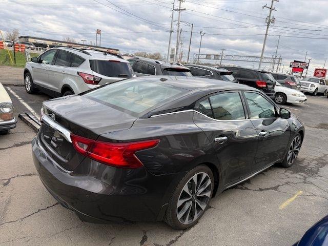 Nissan Maxima  2016