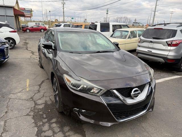 Nissan Maxima  2016